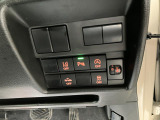 各種スイッチ類です。
