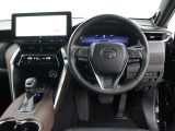 運転席廻りです。