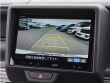 【バックカメラ】駐車が苦手な方でも安心してお乗りいただけます。リバース連動で画面が切り替わるのでとっても便利です。