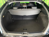 積み下ろしのしやすいデッキにはたっぷりと荷物を積み込んでいただけます。遊びから仕事まで、様々なシーンで頼れます♪