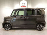 購入後も自社指定整備工場完備でお客様の愛車をしっかりサポート致します!御納車時には安全かつ安心してお乗り頂けるようホンダ専門知識を持つ整備スタッフが点検・整備・装備も説明をしてお渡ししております。