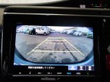 後方確認はバックカメラにお任せ♪後退時に便利で、駐車が楽になります♪