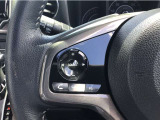 【ステリモ】ステアリングリモコンスイッチにてオーディオ操作可能となっております。運転にも集中できます。
