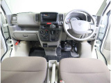 視界をクリア☆非常に運転のしやすさを考え抜かれたフレーム構造です。