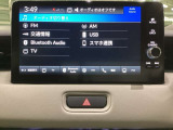 多機能と操作のしやすさを両立した、Honda CONNECT対応のナビディスプレーです。ETC2.0車載器もナビゲーション連動し、スマートフォン用Bluetoothユニット付きです。
