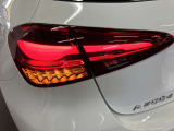 当店でお車をご購入のお客様はオーナー様専用保険「メルセデス・ベンツブランド保険」にご加入頂けます。飛来物によるフロントガラス破損やパンクによるタイヤ交換の際に、修理費用の一部をご負担致します。