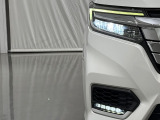 ★LEDヘッドライト搭載★ 白っぽく光る明るく省電力なLEDライト!先進的な白い輝きでフロントフェースを引き締めます☆