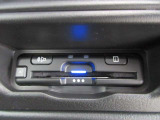 ETCももちろん搭載。いちいち料金所で停車する必要なんて当然ないです。スムーズにストレスなくドライブをお楽しみください。(※支払総額にセットアップ費用は含まれておりません。)