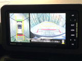【パノラマモニター】専用のカメラにより、上から見下ろしたような視点で360度クルマの周囲を確認することができます☆死角部分も確認しやすく、狭い場所での切り返しや駐車もスムーズに行えます。