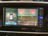 全方位カメラを装備!ナビの画面に周囲の映像を映して、安全に操作が出来ます。