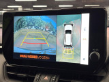 【パノラミックビューモニター】専用のカメラにより、上から見下ろしたような視点で360度クルマの周囲を確認することができます☆死角部分も確認しやすく、狭い場所での切り返しや駐車もスムーズに行えます。