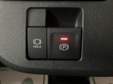 電動パーキングブレーキです!ホールド機能も付いていますよ♪