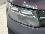 LEDヘッドライトは、点灯の瞬間から最大光量を発揮し、突然暗くなるトンネルなどでの安定感を高めます。
