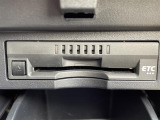 今や必需装備となりつつある、【ETC】搭載車!当店でセットアップが可能ですので、ご納車当日からご使用が可能です!高速道路料金のお支払いが楽々です!