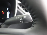 暗くなると自動で点灯AUTOライトは、連続するトンネルで重宝しますね