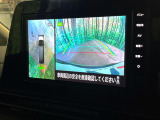 【アラウンドビューモニター】専用のカメラにより、上から見下ろしたような視点で360度クルマの周囲を確認することができます☆死角部分も確認しやすく、狭い場所での切り返しや駐車もスムーズに行えます。