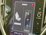 【シートヒーター】寒い日に重宝するシートヒーター!エアコンより早く温まってくれるので寒がりの人も安心ですね♪エアコンの温風は乾燥するから苦手、という方にもをおすすめです。