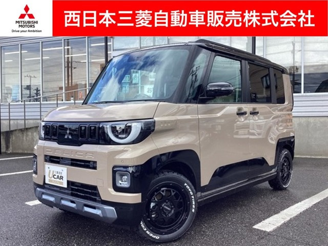 デリカミニ T プレミアム 4WD 