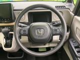 【ステアリングスイッチ】運転中、前方から目線をそらすことなく、オーディオ等の操作が可能な便利機能!安心&快適なドライブを演出してくれます♪