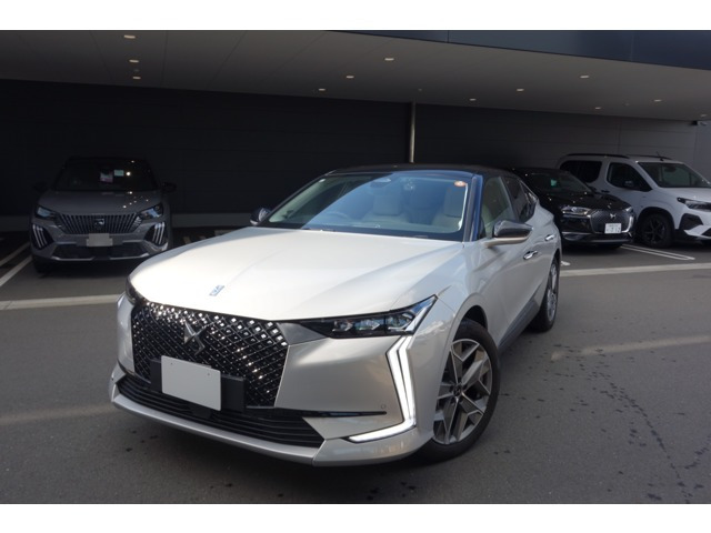 DS4 エスプリ ド ヴォヤージュ E-TENSE 