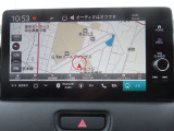 【ホンダコネクト対応ナビ】快適な操作性で、使える機能が満載!自動地図更新機能や24時間365日緊急サポート、スマートフォンを使ったドアロック解除・エンジン始動などといった便利な機能が搭載されています。