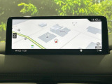 【10.25インチマツダコネクト】車内の雰囲気にマッチした大型ディスプレイ。スマホ接続でのナビ使用やBluetooth再生等、様々な機能が楽しめます。直感的なダイヤル操作が可能で、使い勝手も良好です。