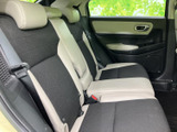 運転席側後部座席