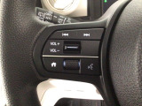ステアリングリモコンは、運転中でも簡単に音量調整やチャンネル変更もできます!わき見運転防止にもつながるので安心です♪