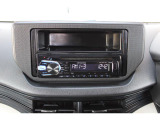 CDステレオはケンウッドのU393!フロントUSBはiPodの 専用アプリを入れればアンドロイドでも音楽再生も可能!面倒であればフロントAUXに繋げる方法も使えます!