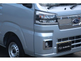 LEDヘッドライトで夜道も明るく快適運転。寿命も長くてエネルギー消費量が少ないです。