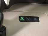 ★ECONスイッチ★ エコドライブを加速しよう!スイッチをONにすると、運転の仕方によるロスを抑え込み燃費をよくするようクルマが頑張ります(*^ー^*)燃費向上にチャレンジ♪
