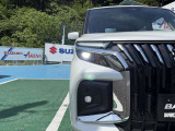 明るく省電力なLEDヘッドランプ/LEDポジションランプ