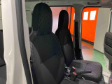 ご覧いただきありがとうございます!安心保証付きの展示車を多数揃えておりますのでお気軽にお尋ねください。