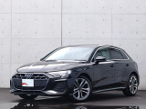 ●一目でAudiとわかる特徴的なシングルフレームグリル・LEDランプ。精悍なフロントマスクからAudiのスマートで上品なブランドを連想させてくれます。女性にも大変ご好評頂いております。