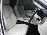XC60  D4 AWD インスクリプション 4WD 本革シート