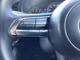 【ハンドルスイッチ】ハンドルを握ったまま、この車の快適装備を操作することが可能です☆詳しくは営業スタッフまでお尋ねください☆