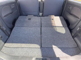 普段のお買い物や通勤、送迎等に十分な荷室スペースを確保しております。セカンドシートを倒すと、大きな荷物の積載も可能です♪