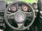 【純正革巻きステアリング】上質な革を使用することで、手にしっかり馴染みとても運転しやすいハンドルです♪