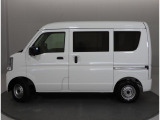 広い荷室と優れた積載能力が特徴のエブリィ。お仕事にもアウトドアにもおすすめな1台です。