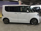 エンジンルーム、室内、クリーニング済みです。厳選したお車を屋内展示場にて展示中☆車両品質には自信がございます!ぜひ一度ご来店ください!!
