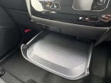【運転席操作部】運転に役立つ機能ばかり!快適なドライブにしてくれること間違いなし!!