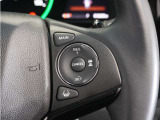 ◆アダプティブクルーズコントロール◆予め設定した車速内でクルマが自動的に加減速。前走車との適切な車間距離を維持しながら追従走行します。【LKAS】車線維持支援システムでステアリング操作を支援。