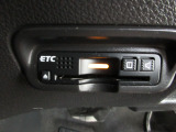 今や標準装備になりつつあるETC車載器も装着されております。料金所を通過するときも楽々です。