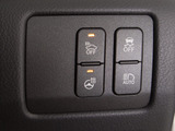 ★使いやすさや安全性を追求したステアリング周り!高級車ゆえにスイッチ類が多いのも特徴ですね!考え尽くされた配置ですぐに使いこなす事が出来ますのでご安心下さい!是非、体感してみて下さい!!