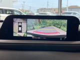 【360&deg;ビューモニター】専用のカメラにより、上から見下ろしたような視点で360度クルマの周囲を確認することができます☆死角部分も確認しやすく、狭い場所での切り返しや駐車もスムーズに行えます。