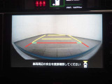 パノラミックビューモニター付きです。車両を上から見たような映像をディスプレイオーディオ画面に表示。運転席からの目視だけでは見にくい、車両周辺の状況をリアルタイムでしっかり確認できます。