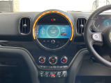 弊社はMINI正規販売店として新型車から旧モデルまでの商品知識と整備知識を備えております。納車後の不明な点等も、お気軽に弊社担当者までお問い合わせ下さい。