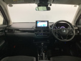【前方視界】開放的な前方視界!運転がしやすく疲れにくいです♪窓が大きく、見通しがとっても良いおクルマですよ♪