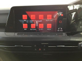 タッチパネルの純正ナビゲーション「ディスカバープロ」。Bluetooth、App-Connectなどの機能を搭載しています。