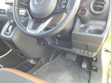 車両移動中などもあり、店舗に行かれる前に在庫確認をお願いしております。ぜひ連絡いただきその後ご来店をお願い致します
